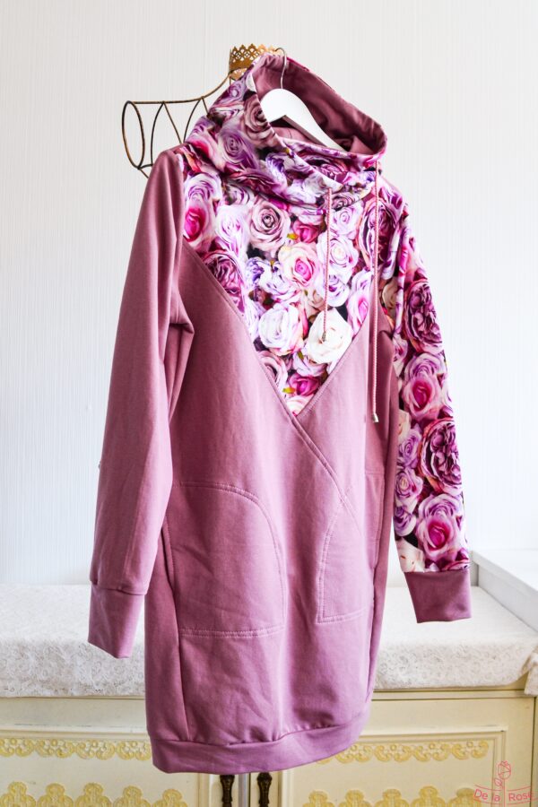 De la Rose eesti käsitöö mugav dresskleit pehmest dresskangast kapuutsi ja taskutega