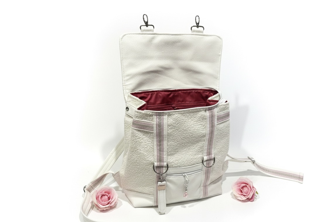 De la Rose - kaunis Eesti disain ja käsitöö, seljakotid on valminud väärindava uuskasutuse põhimõttel mööblitööstuse materjalijääkidest