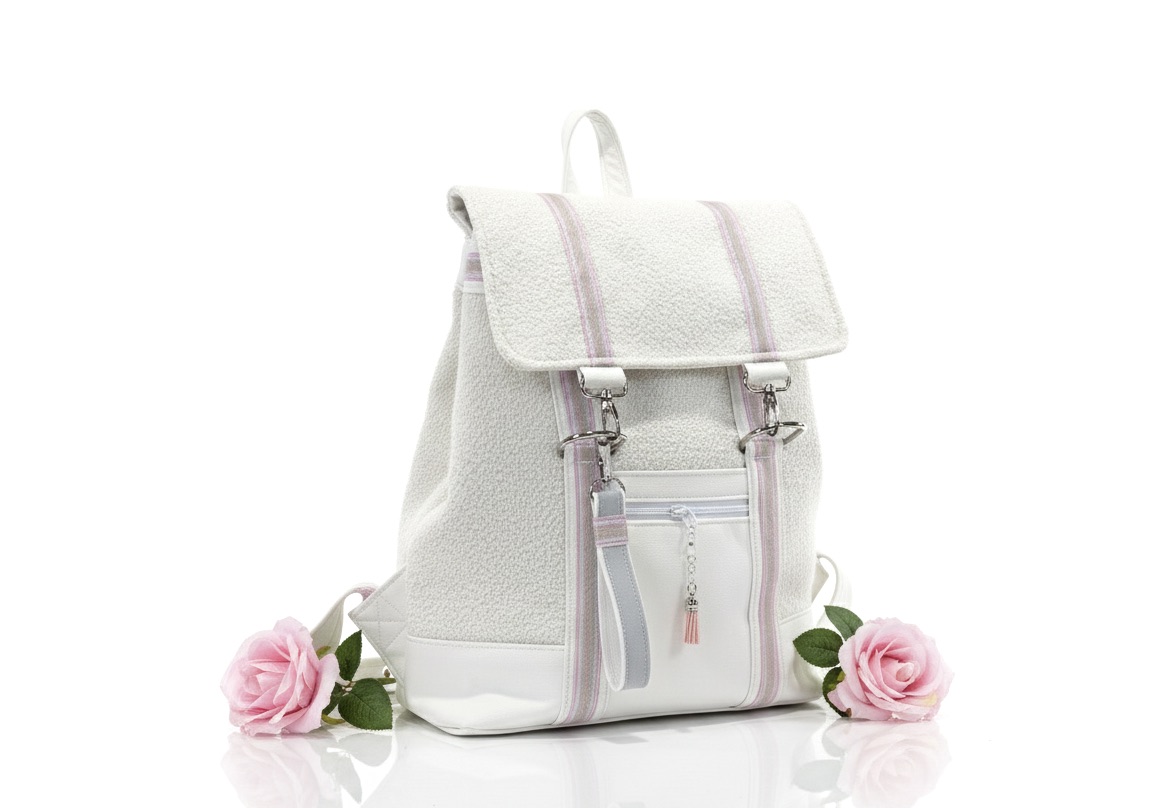 De la Rose - kaunis Eesti disain ja käsitöö, seljakotid on valminud väärindava uuskasutuse põhimõttel mööblitööstuse materjalijääkidest