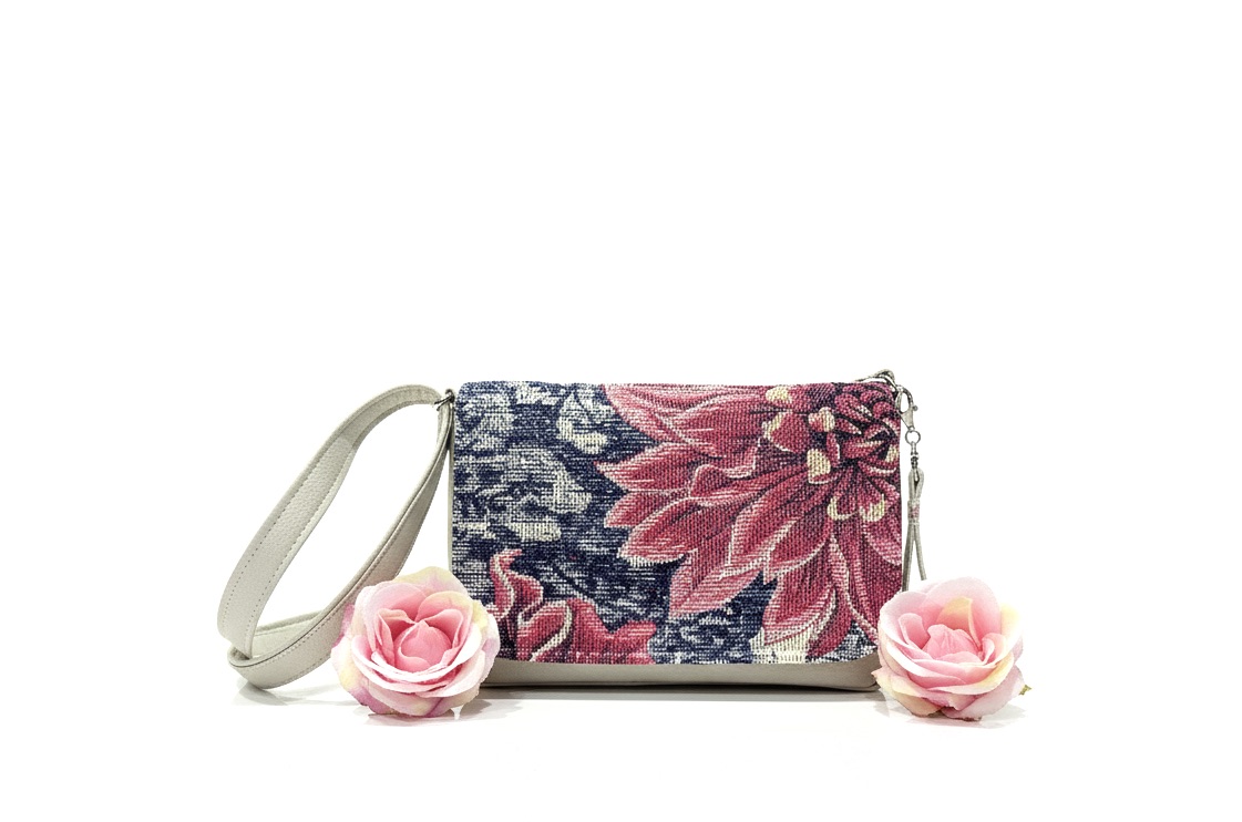 De la Rose - kaunis Eesti käsitöö ja disain. Väärtustava uuskasutuse põhimõttel valminud mööblinahast ja mööblikangast kotid