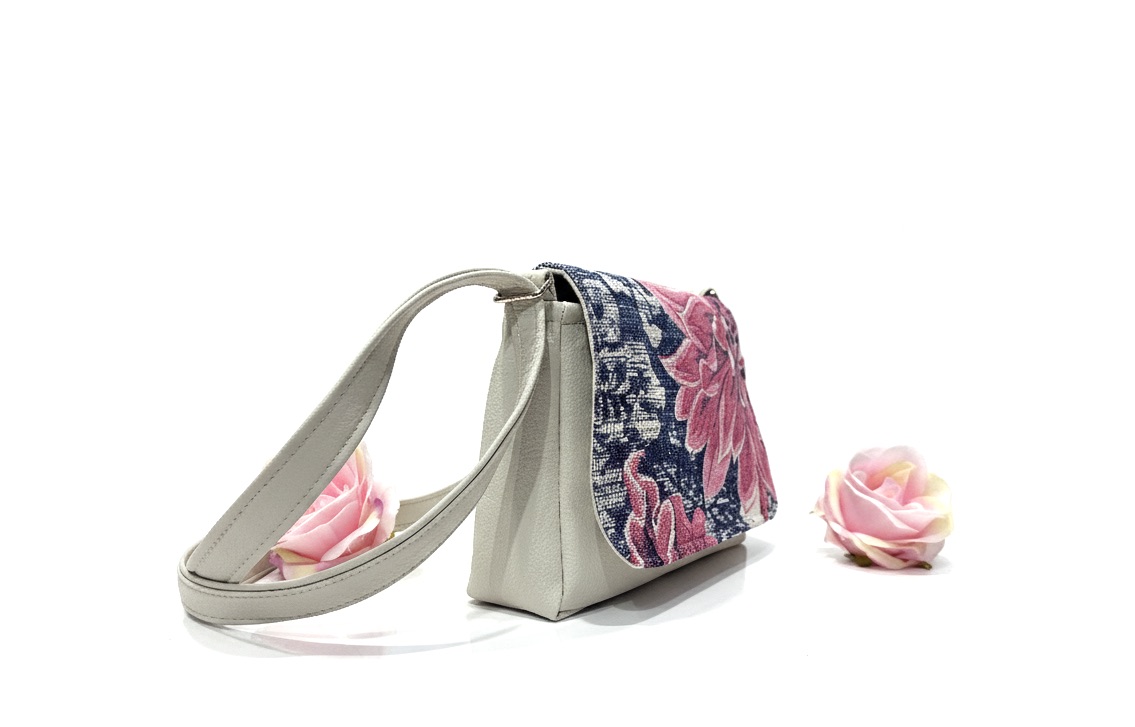 De la Rose - kaunis Eesti käsitöö ja disain. Väärtustava uuskasutuse põhimõttel valminud mööblinahast ja mööblikangast kotid