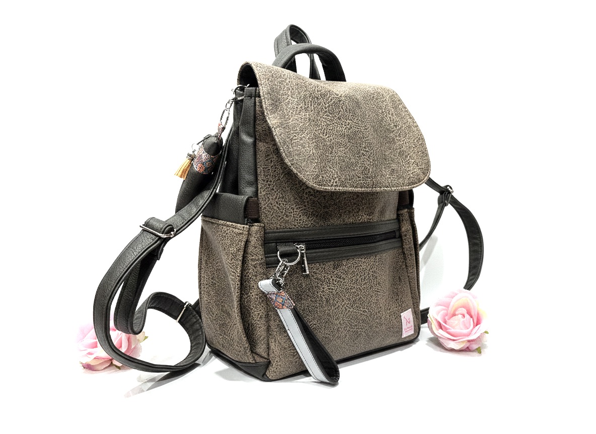 De la Rose - kaunis Eesti disain ja käsitöö, seljakotid on valminud väärindava uuskasutuse põhimõttel mööblitööstuse materjalijääkidest