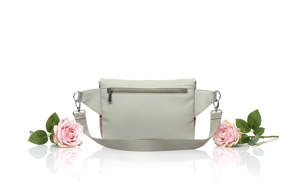 De la Rose- Valminud VIljandis! Kaunis Eesti käsitöö ja disain, kottide valmistamiseks kasutame ka mööblitööstuse jääkmaterjale.