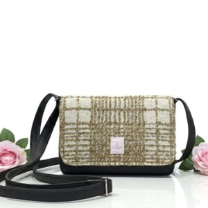 De la Rose - kaunis Eesti disain ja käsitöö, seljakotid on valminud väärindava uuskasutuse põhimõttel mööblitööstuse materjalijääkidest