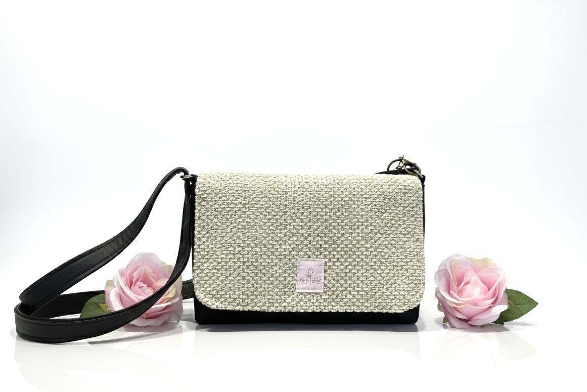 De la Rose - kaunis Eesti disain ja käsitöö, seljakotid on valminud väärindava uuskasutuse põhimõttel mööblitööstuse materjalijääkidest