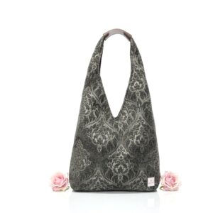 De la Rose - kaunis Eesti disain ja käsitöö, kotid on valminud väärindava uuskasutuse põhimõttel mööblitööstuse materjalijääkidest