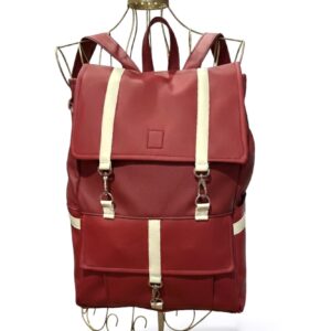 De la Rose - kaunis Eesti disain ja käsitöö, seljakotid on valminud väärindava uuskasutuse põhimõttel mööblitööstuse materjalijääkidest